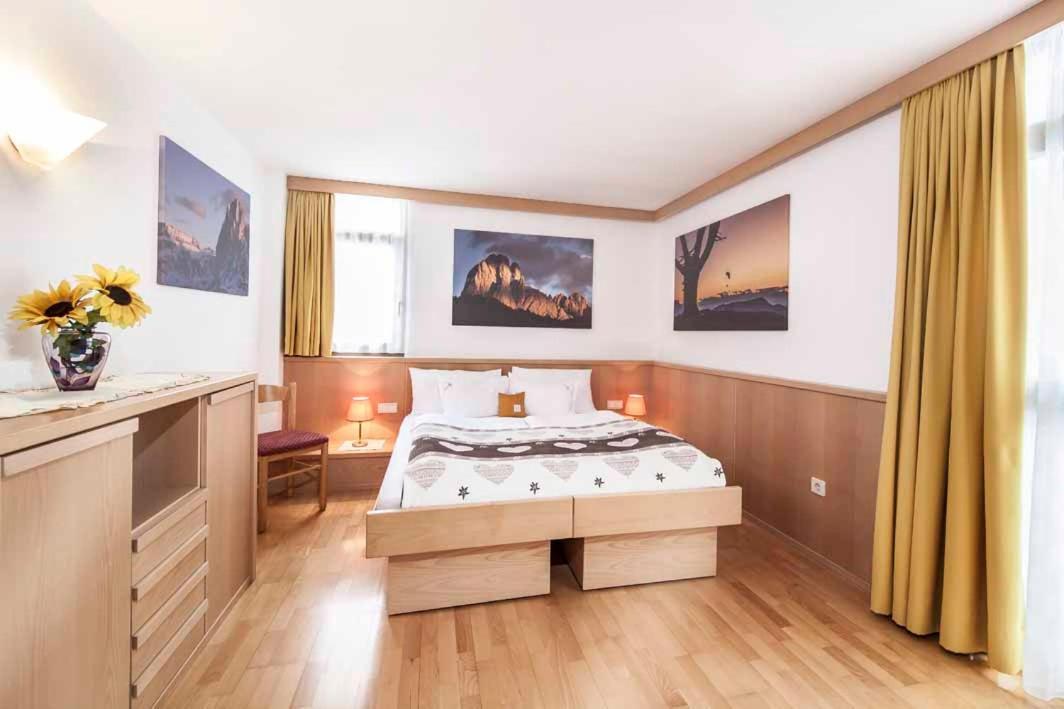 Residence Villa Al Sole Selva di Val Gardena Luaran gambar